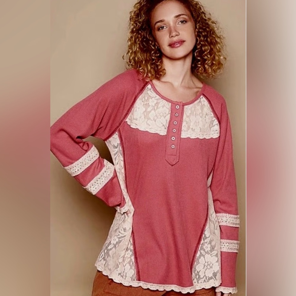 POL BNWOT Women's Lace Accent Henley Top - Red and Cream